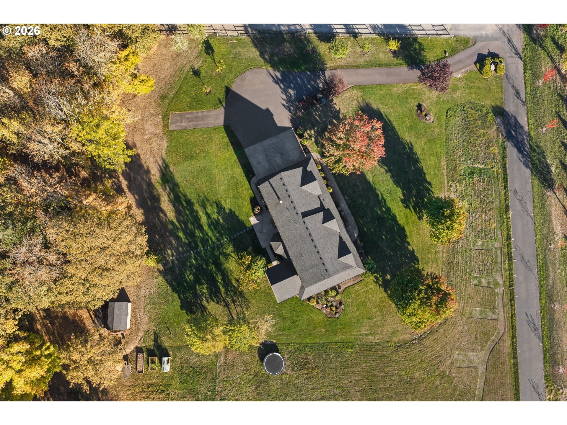 main property photo 38