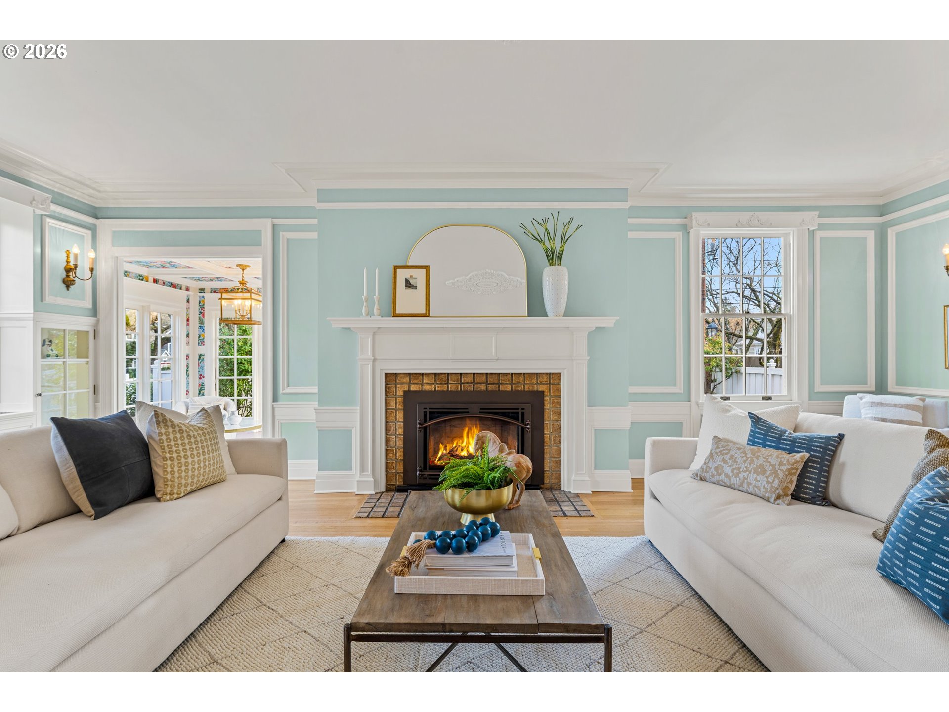 property viewer photo 3