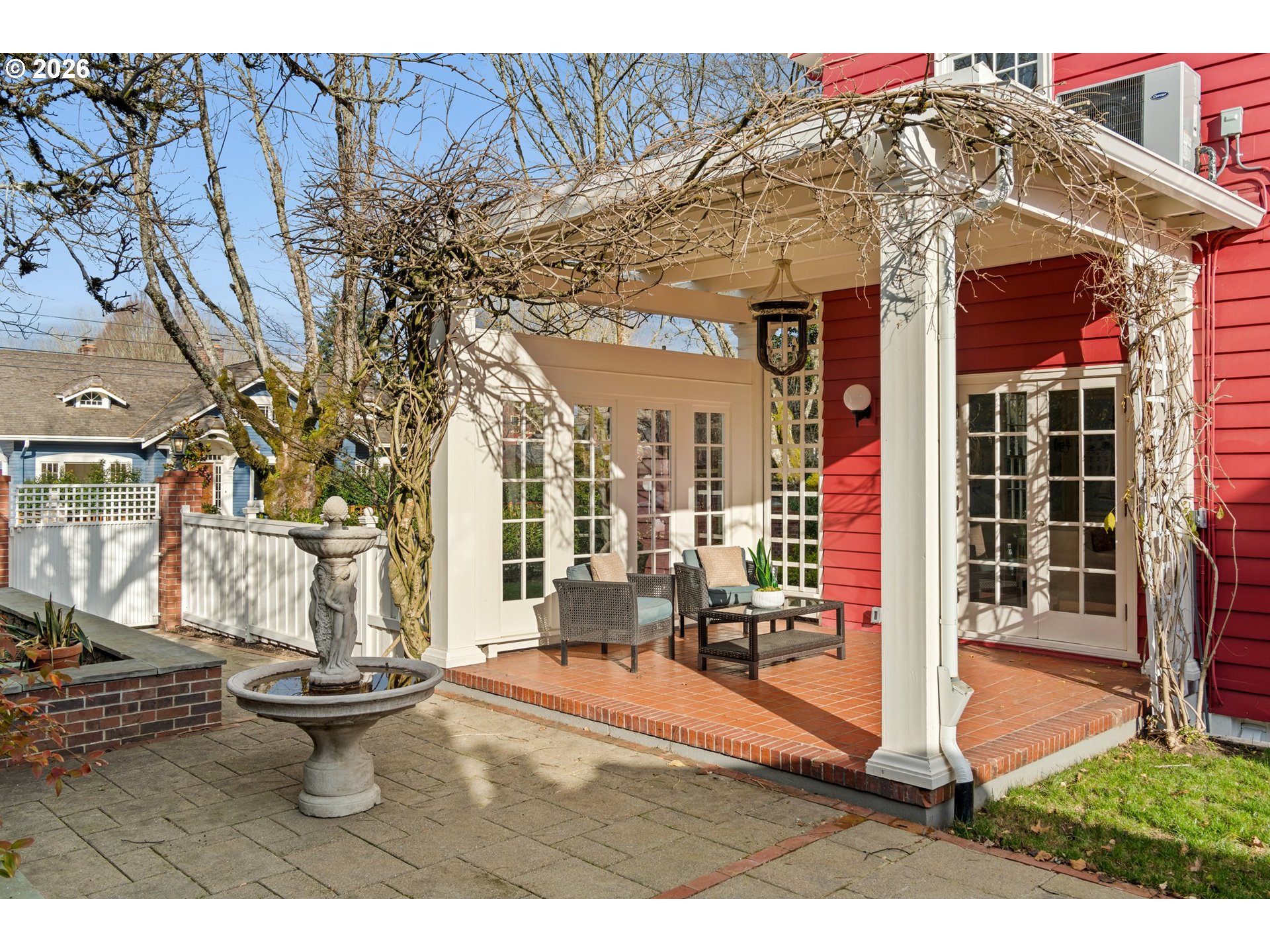 property viewer photo 43