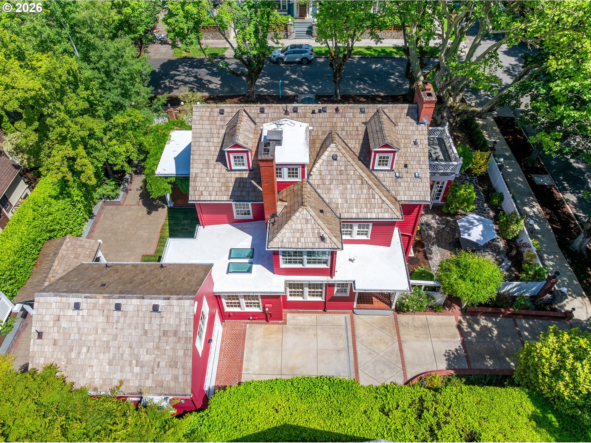 property viewer photo 47
