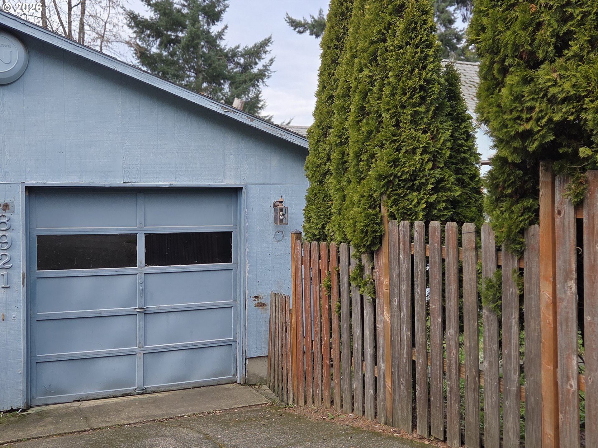 property viewer photo 1