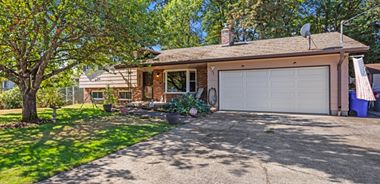 image of property with 4 Bed | 3 Bath | 2,701 Sqft