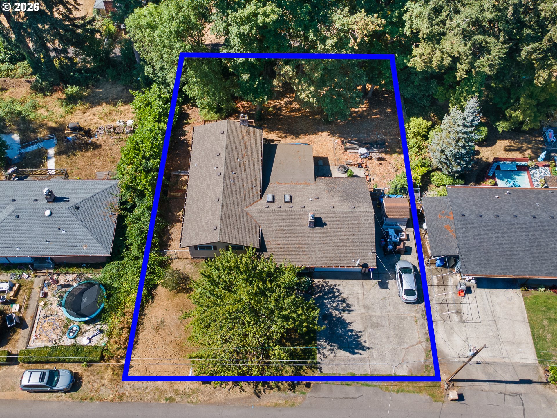 main property photo 38
