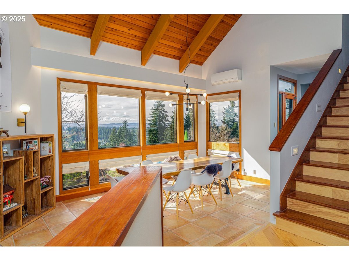 property viewer photo 10