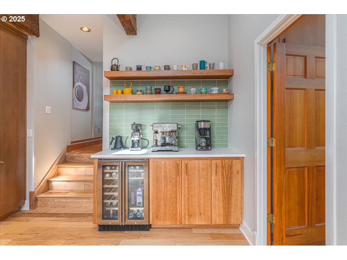 property viewer photo 14
