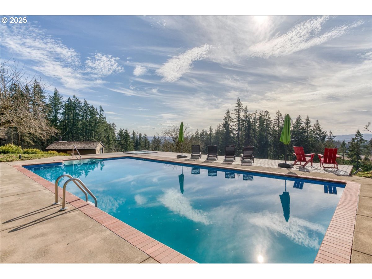 property viewer photo 38