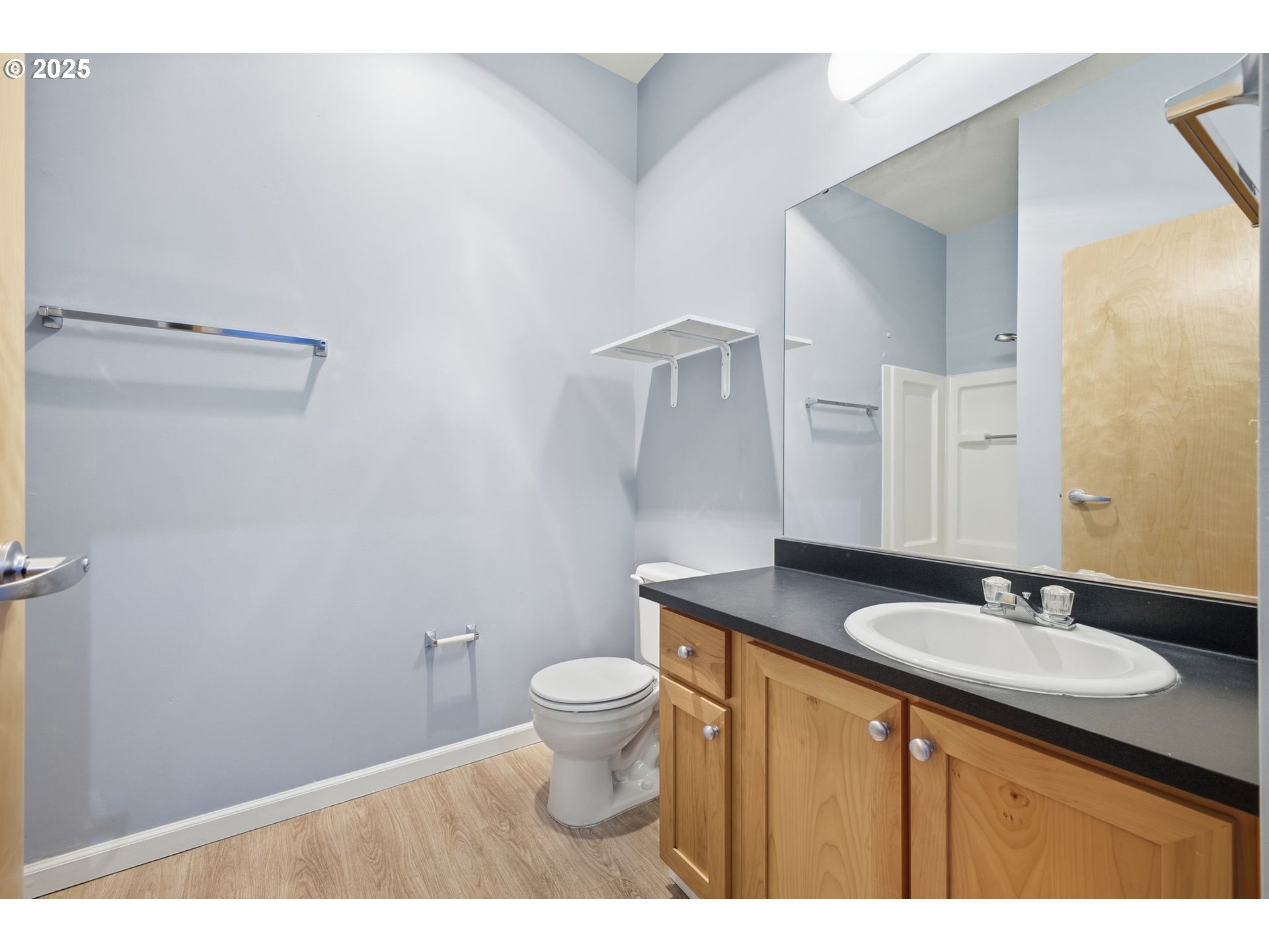 main property photo 18