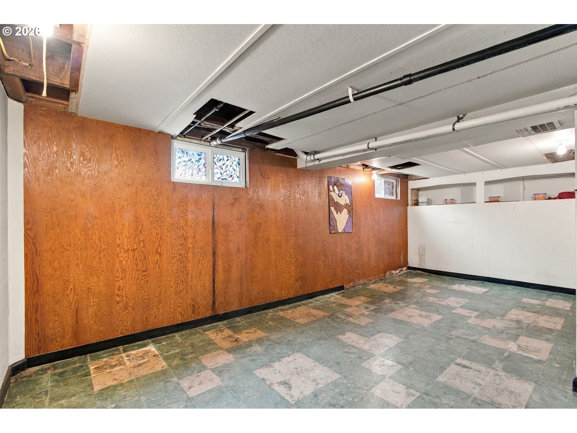 main property photo 28