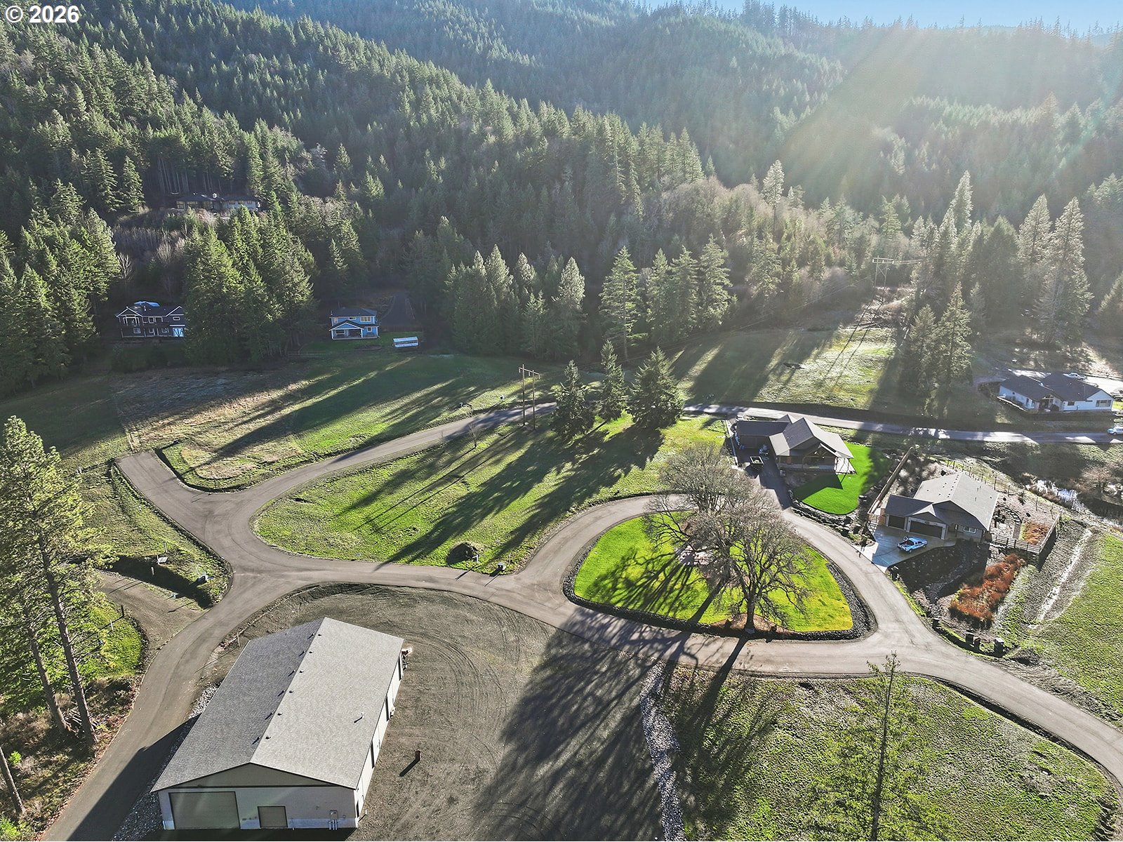 main property photo 28