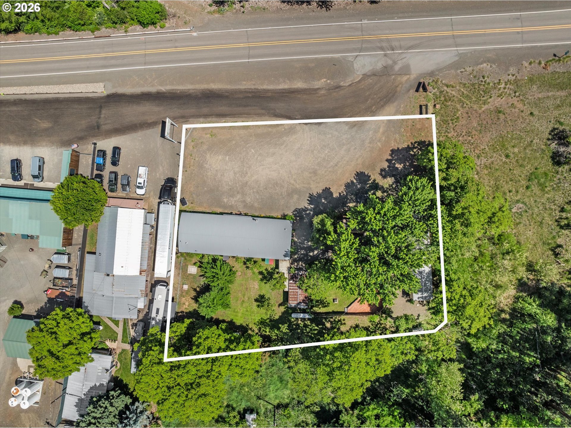 main property photo 7