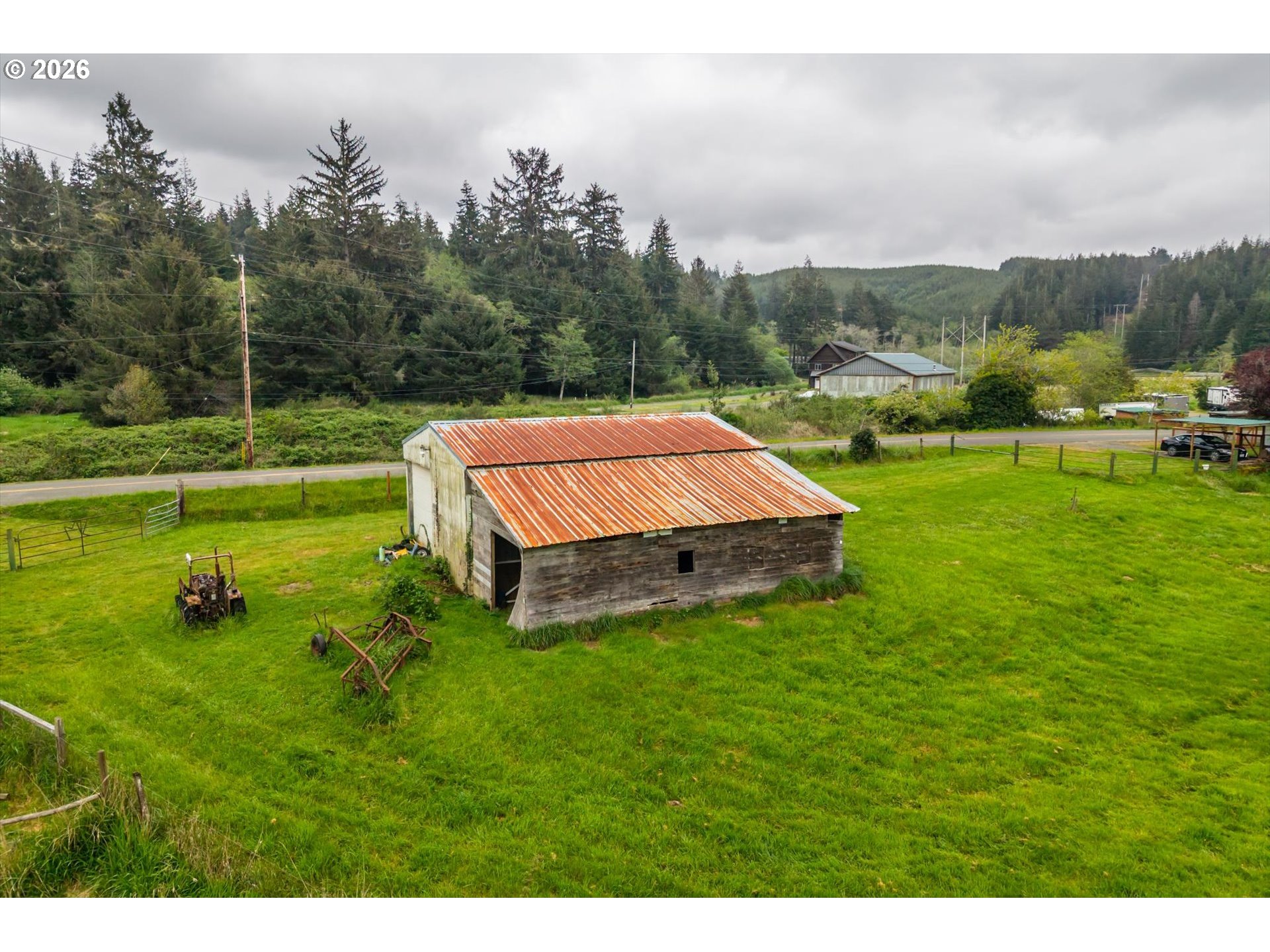 main property photo 15