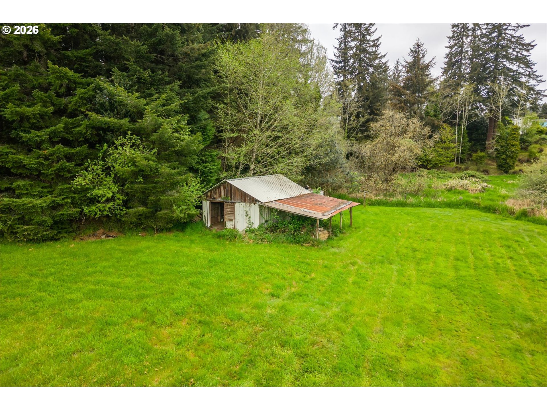main property photo 17