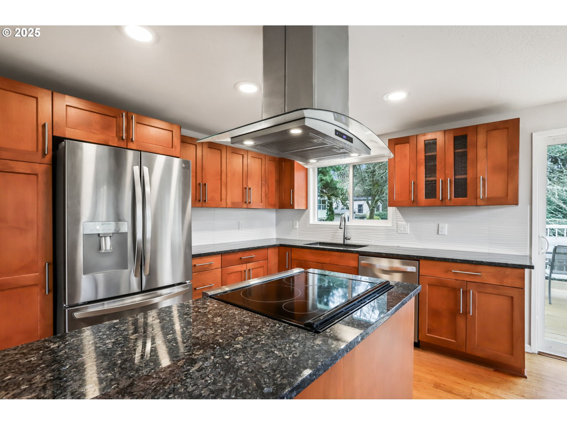 property viewer photo 11