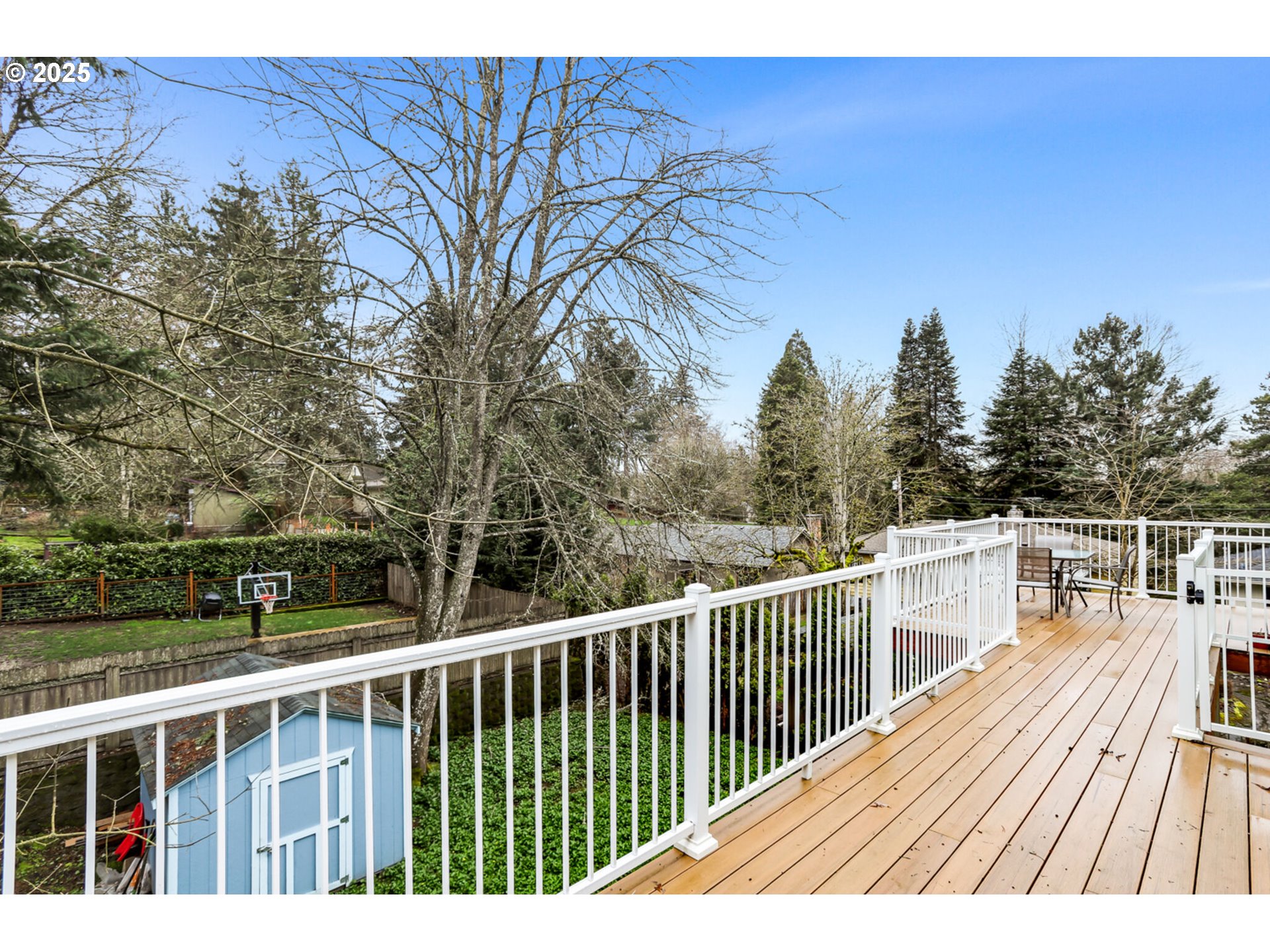 property viewer photo 16