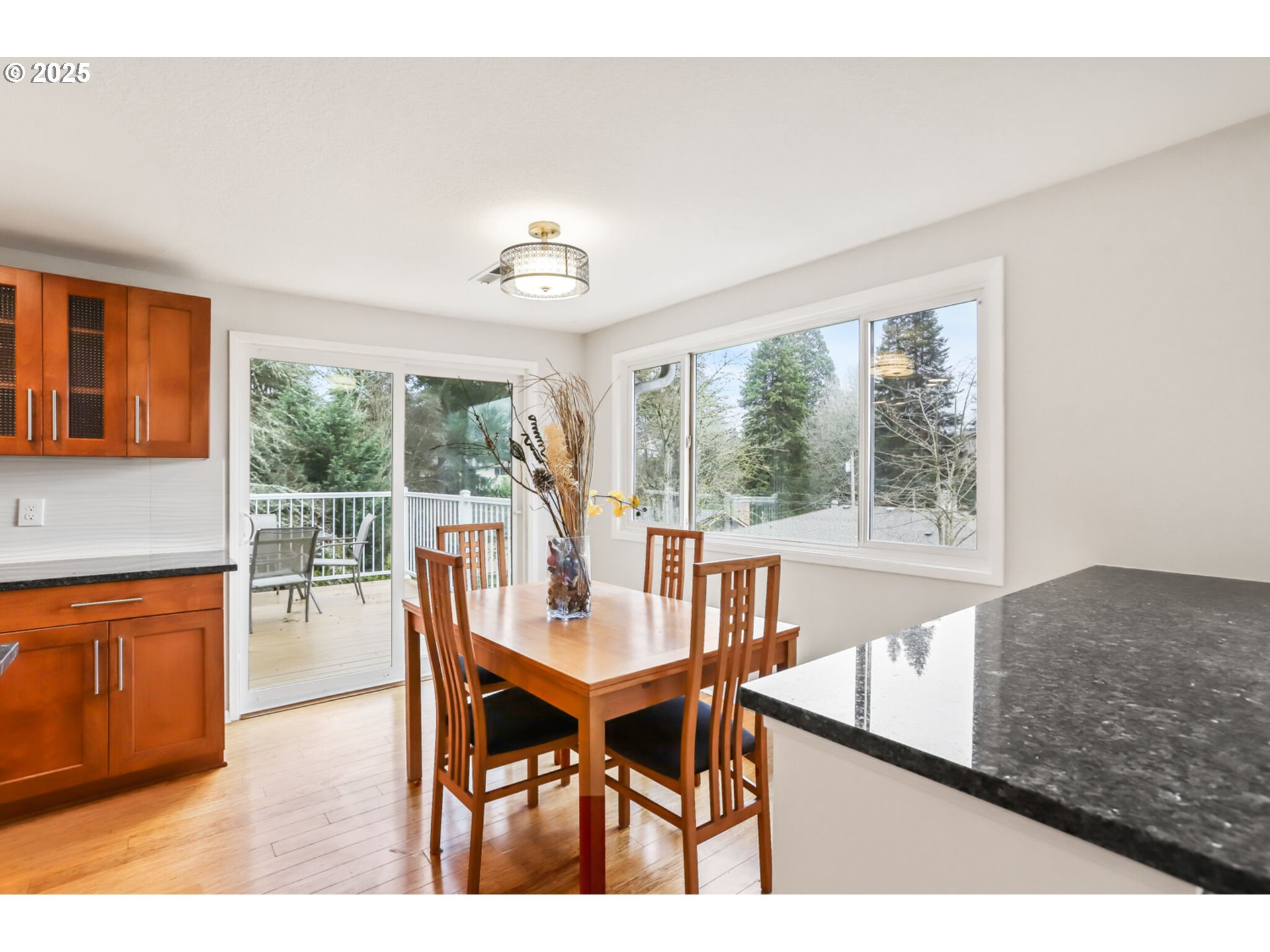 property viewer photo 8