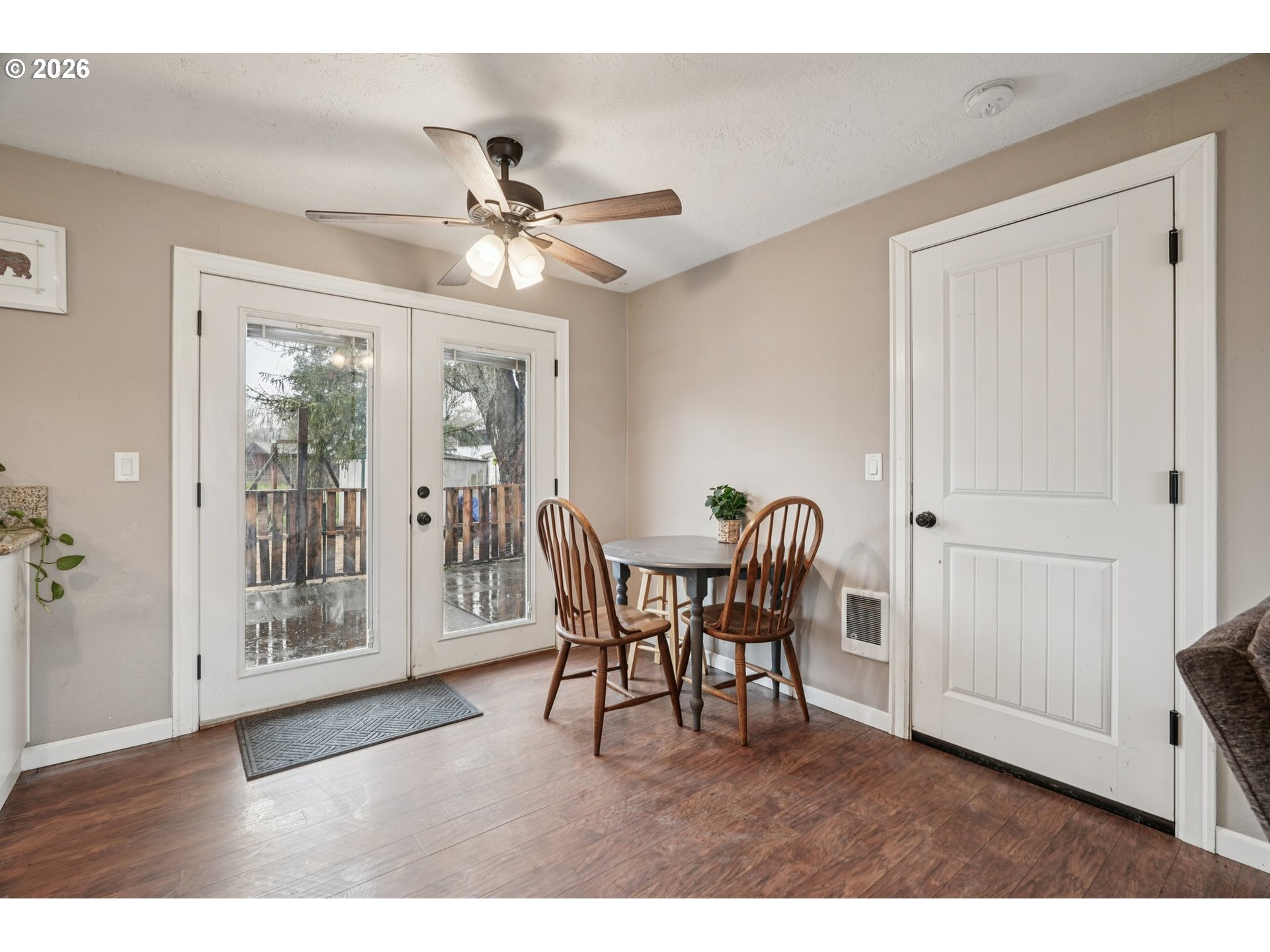 property viewer photo 10