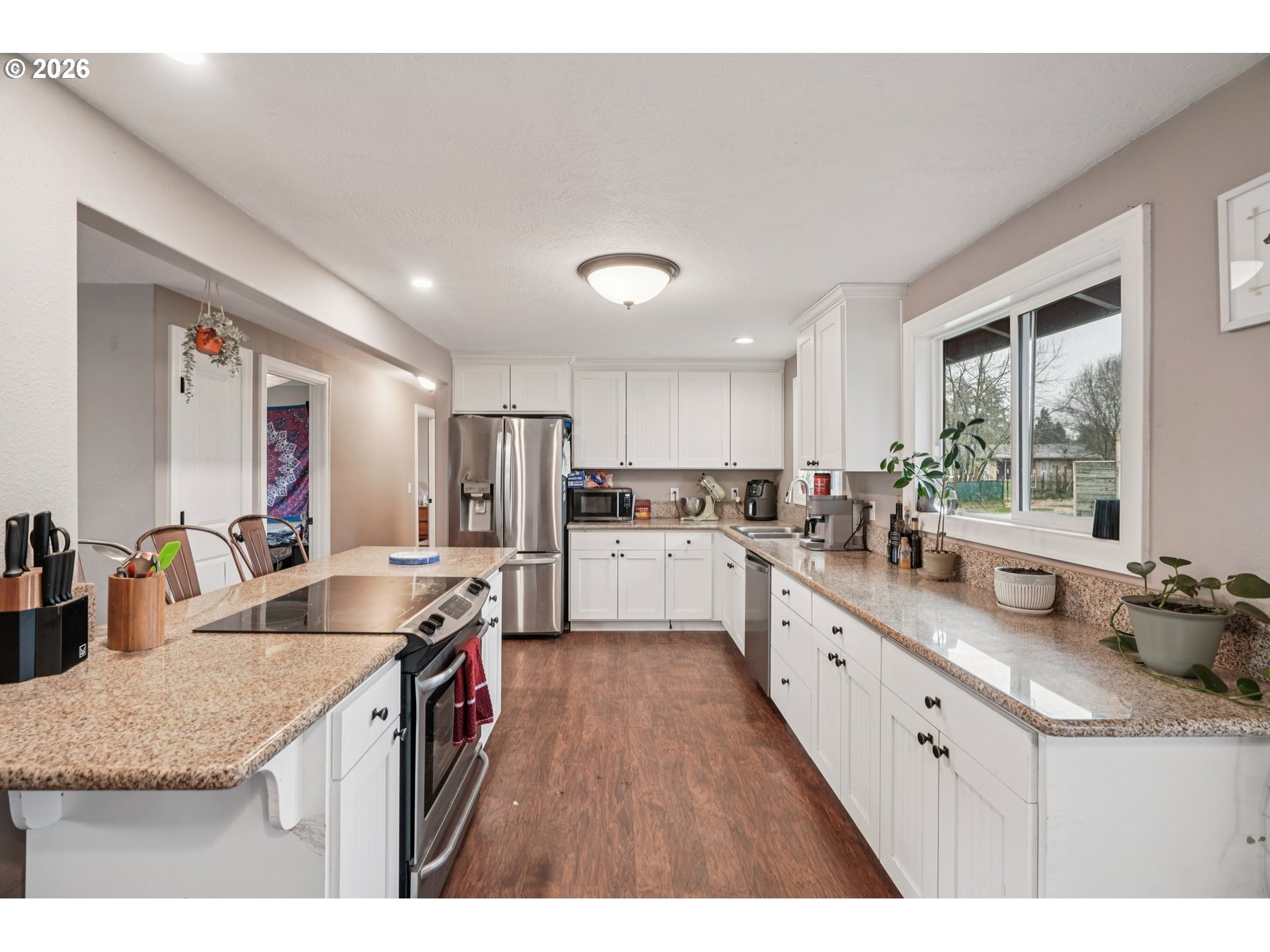 property viewer photo 15