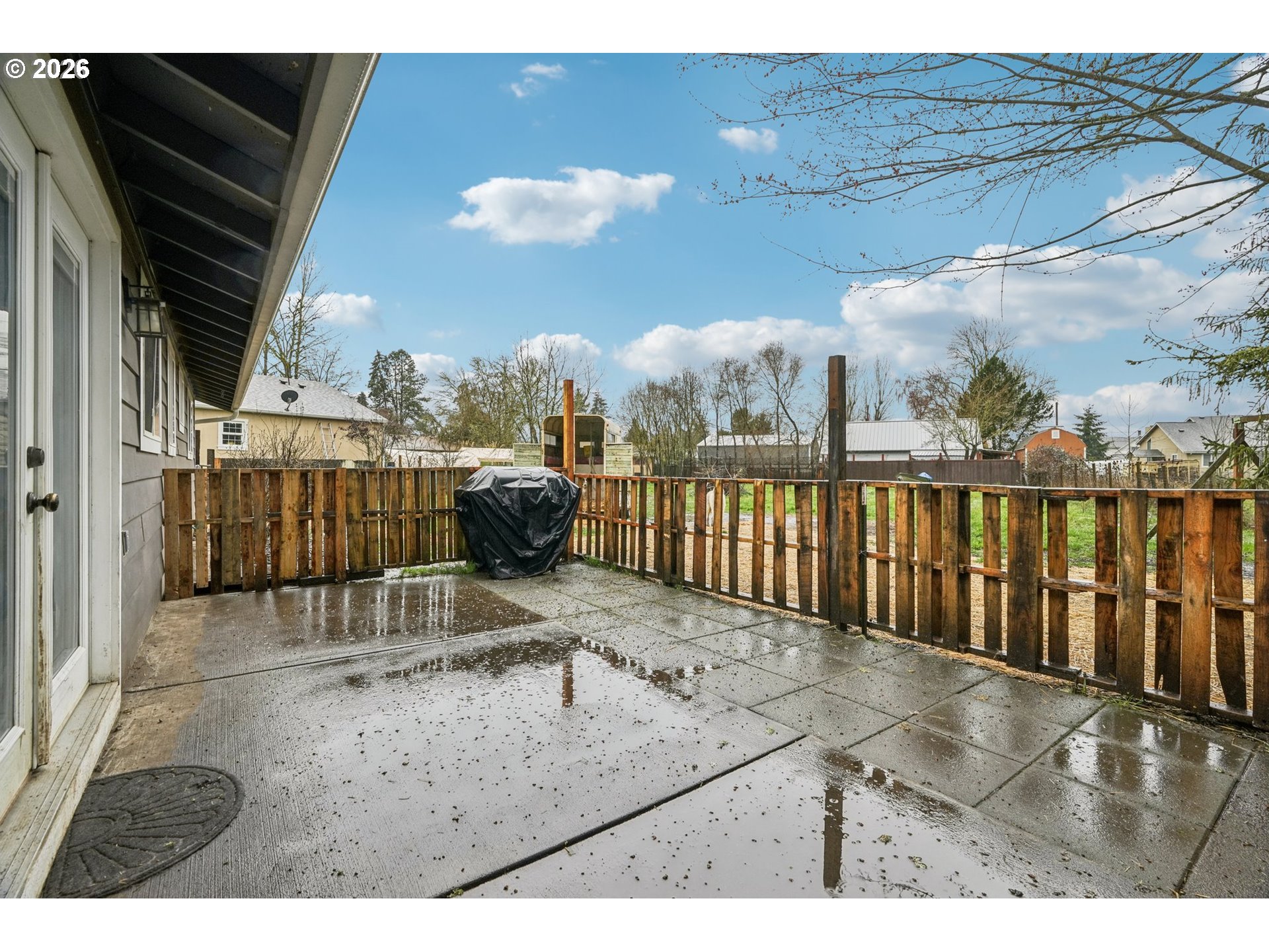 property viewer photo 23