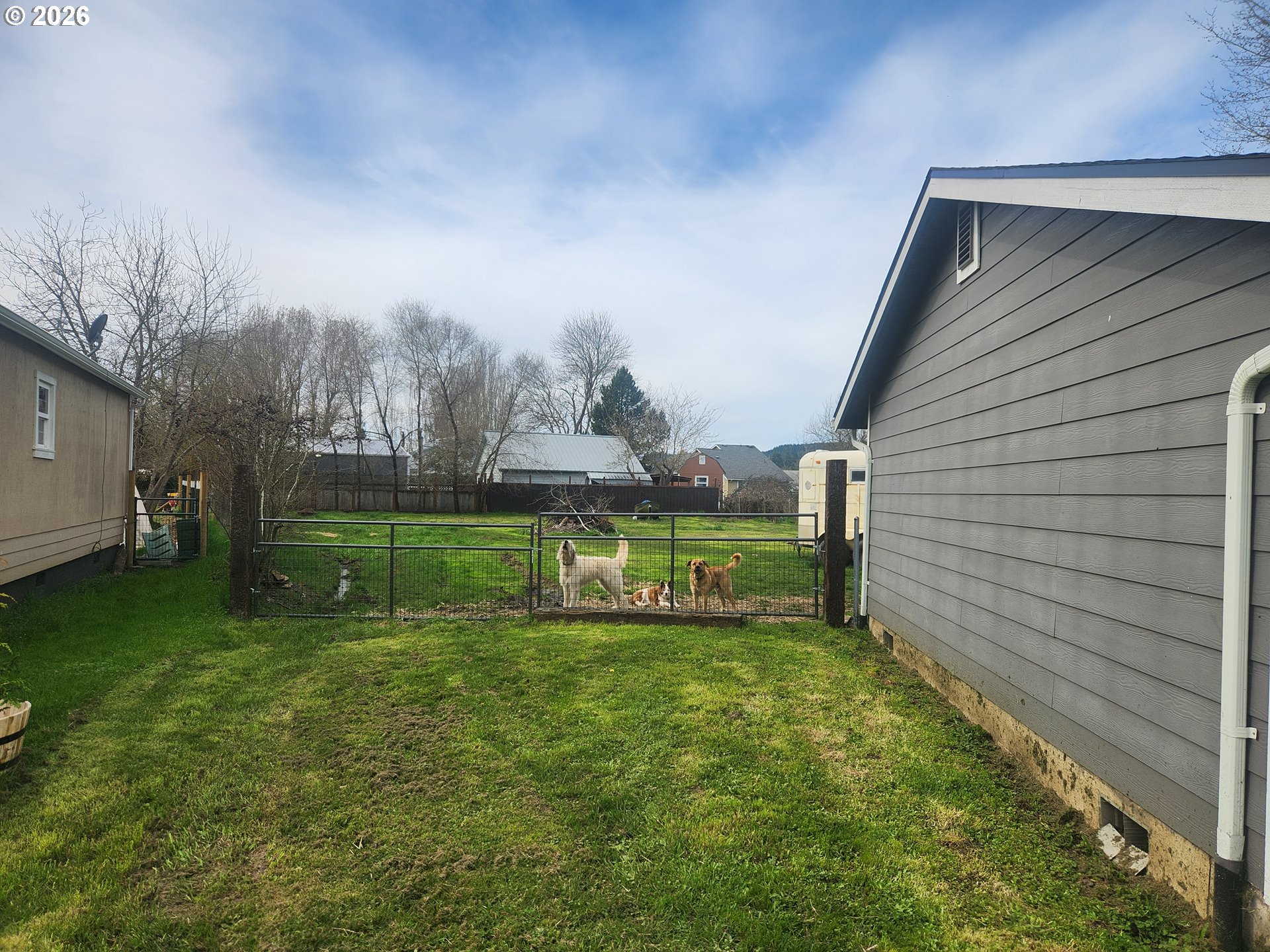property viewer photo 25