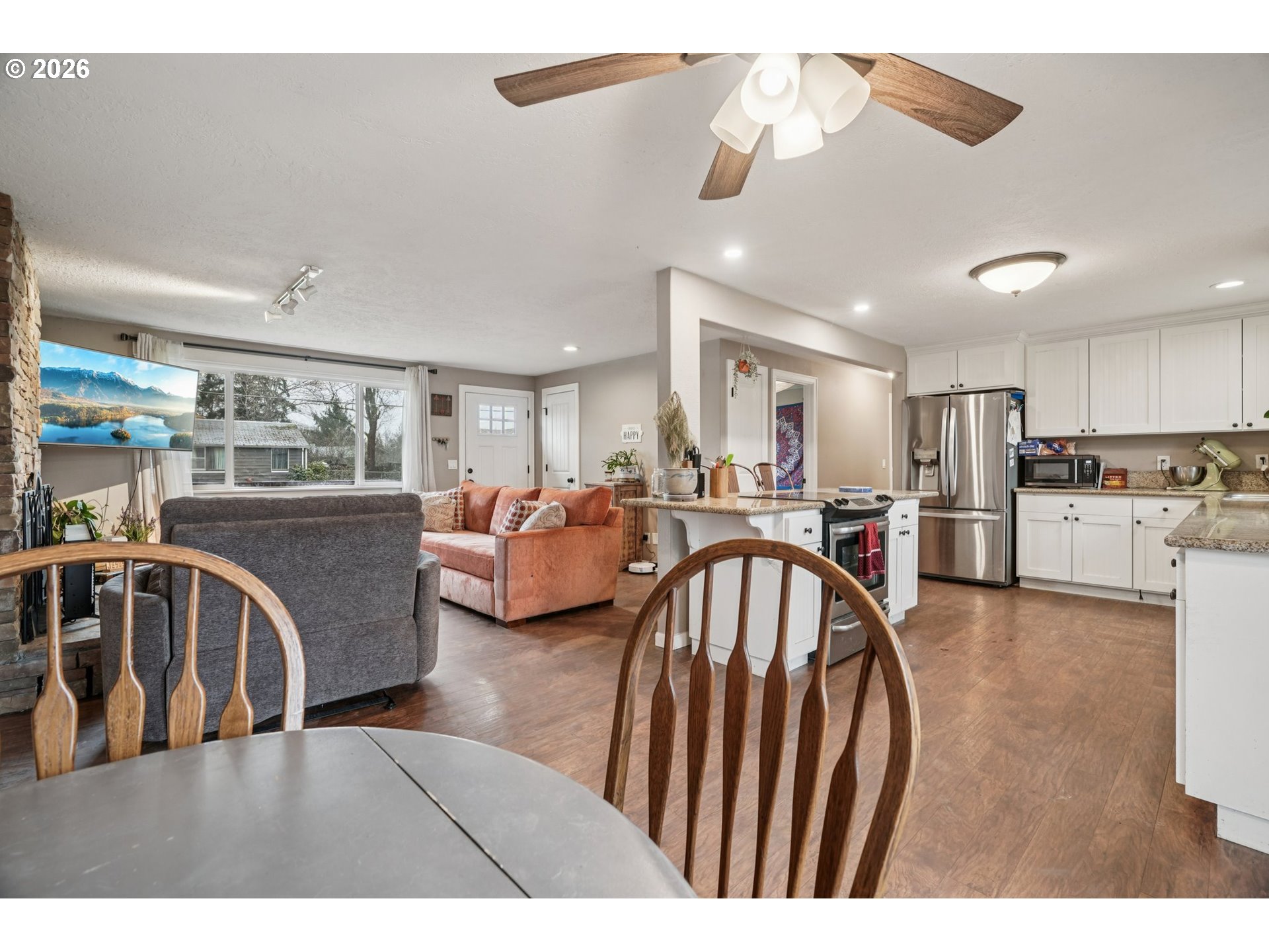 property viewer photo 9