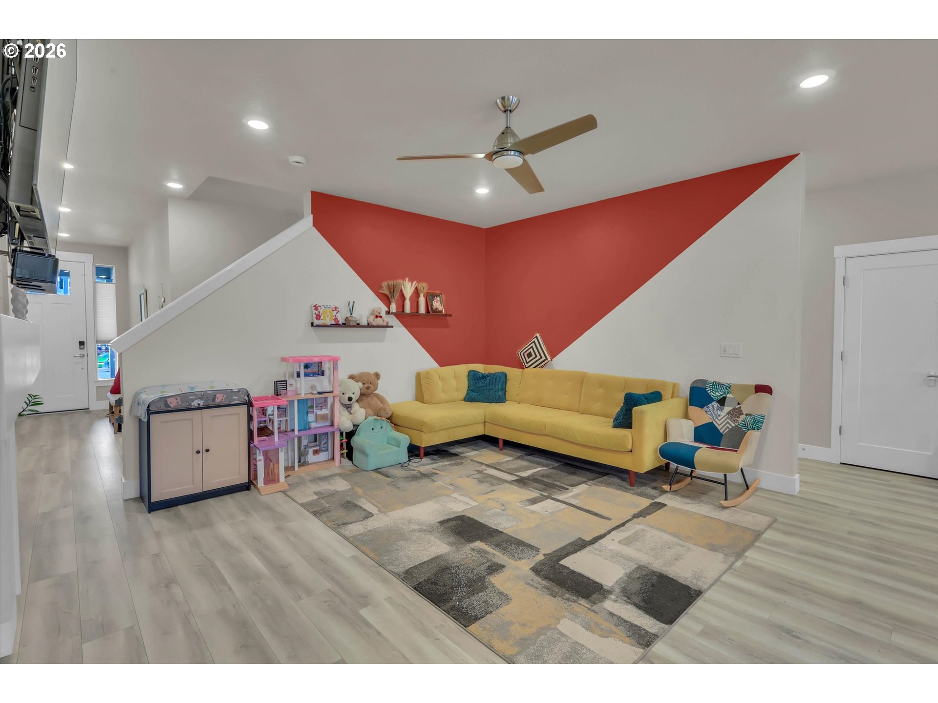 main property photo 7