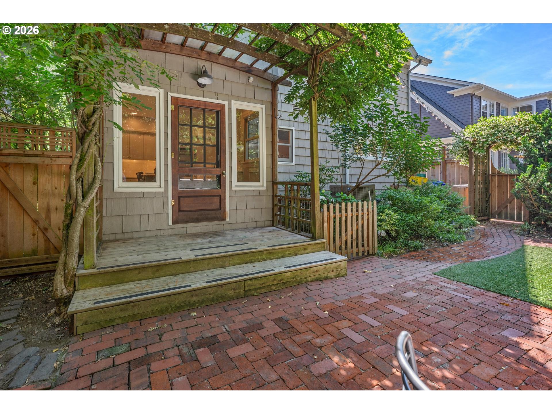 main property photo 41