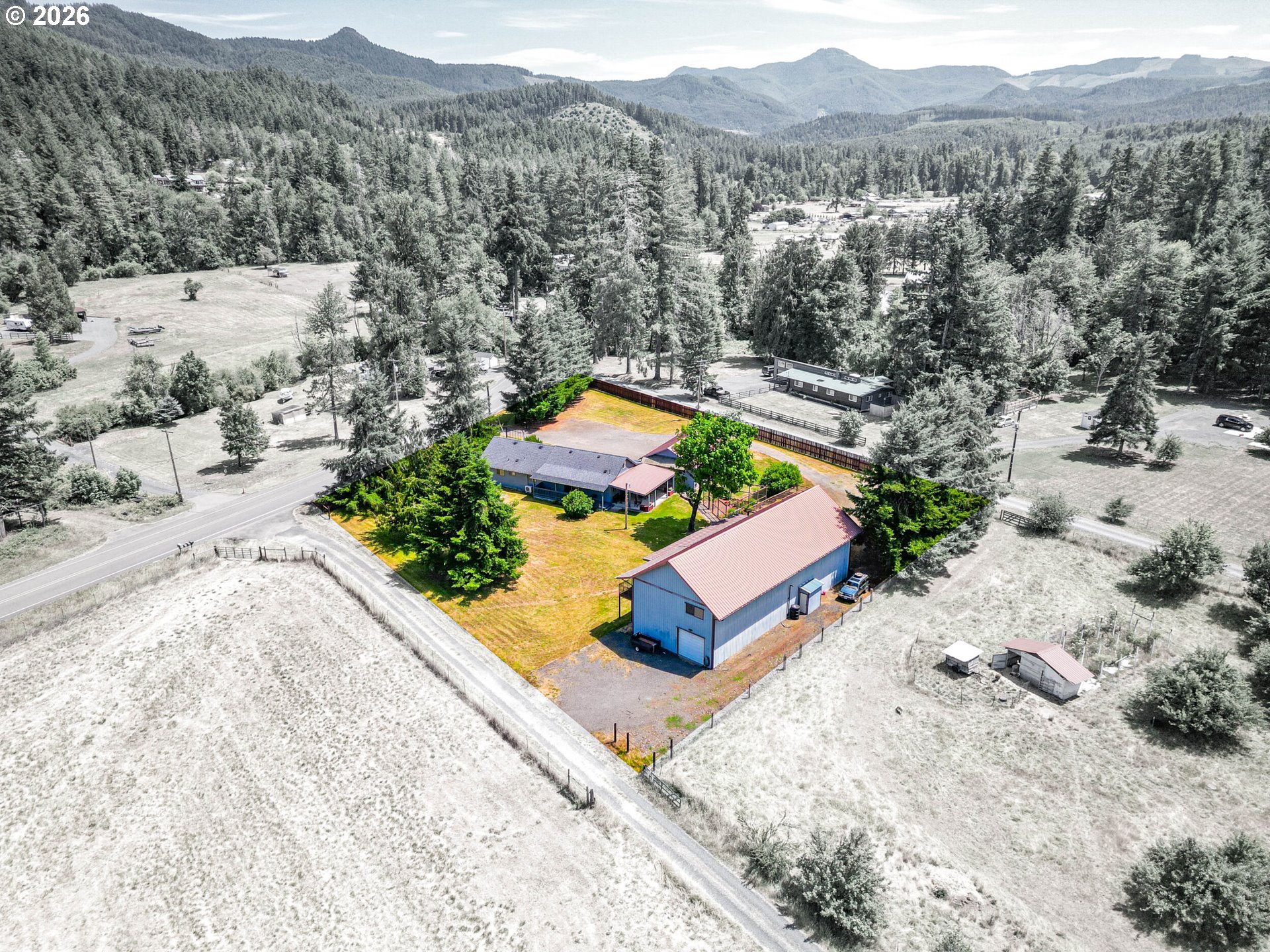 main property photo 4