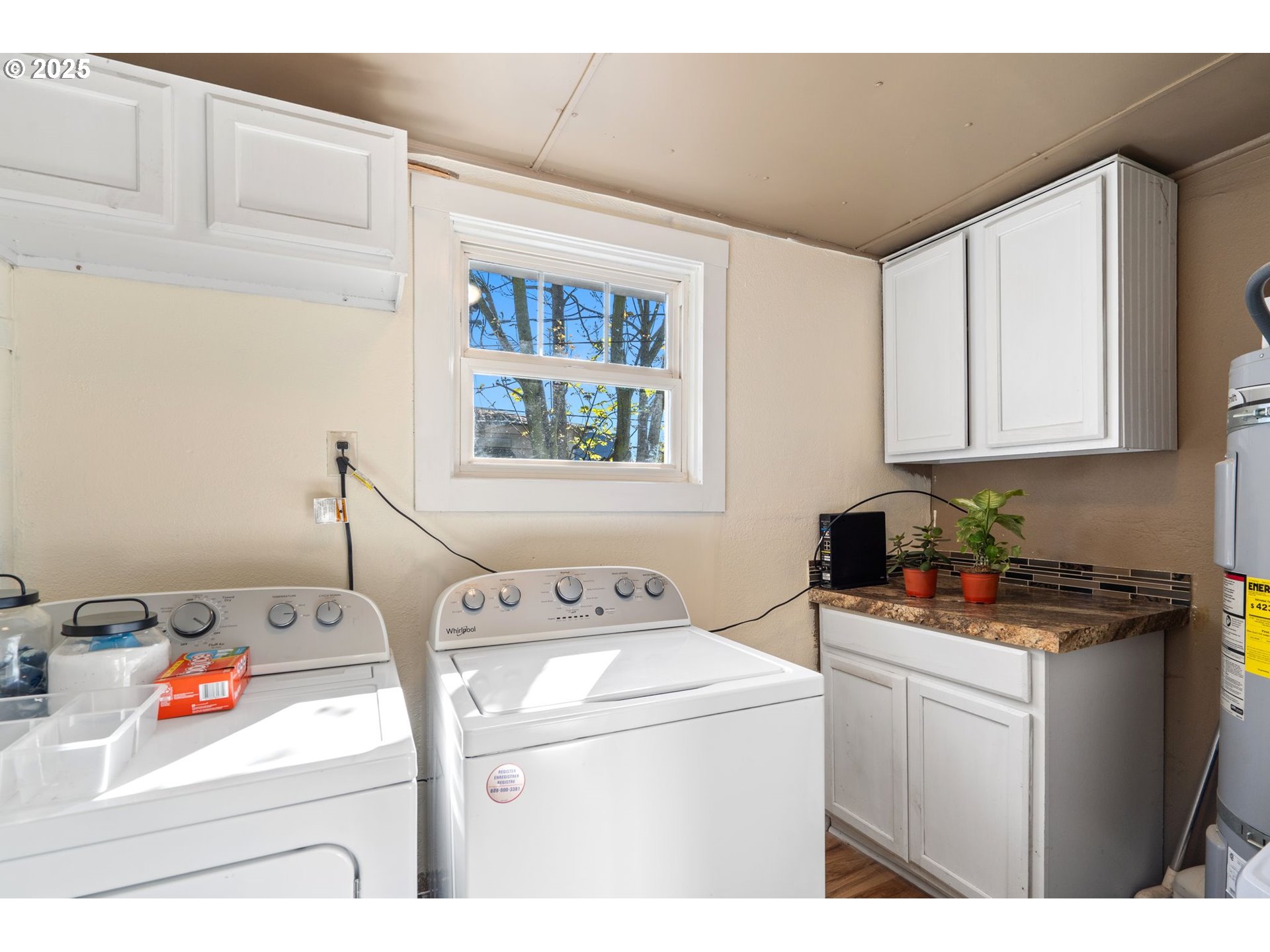 property viewer photo 23