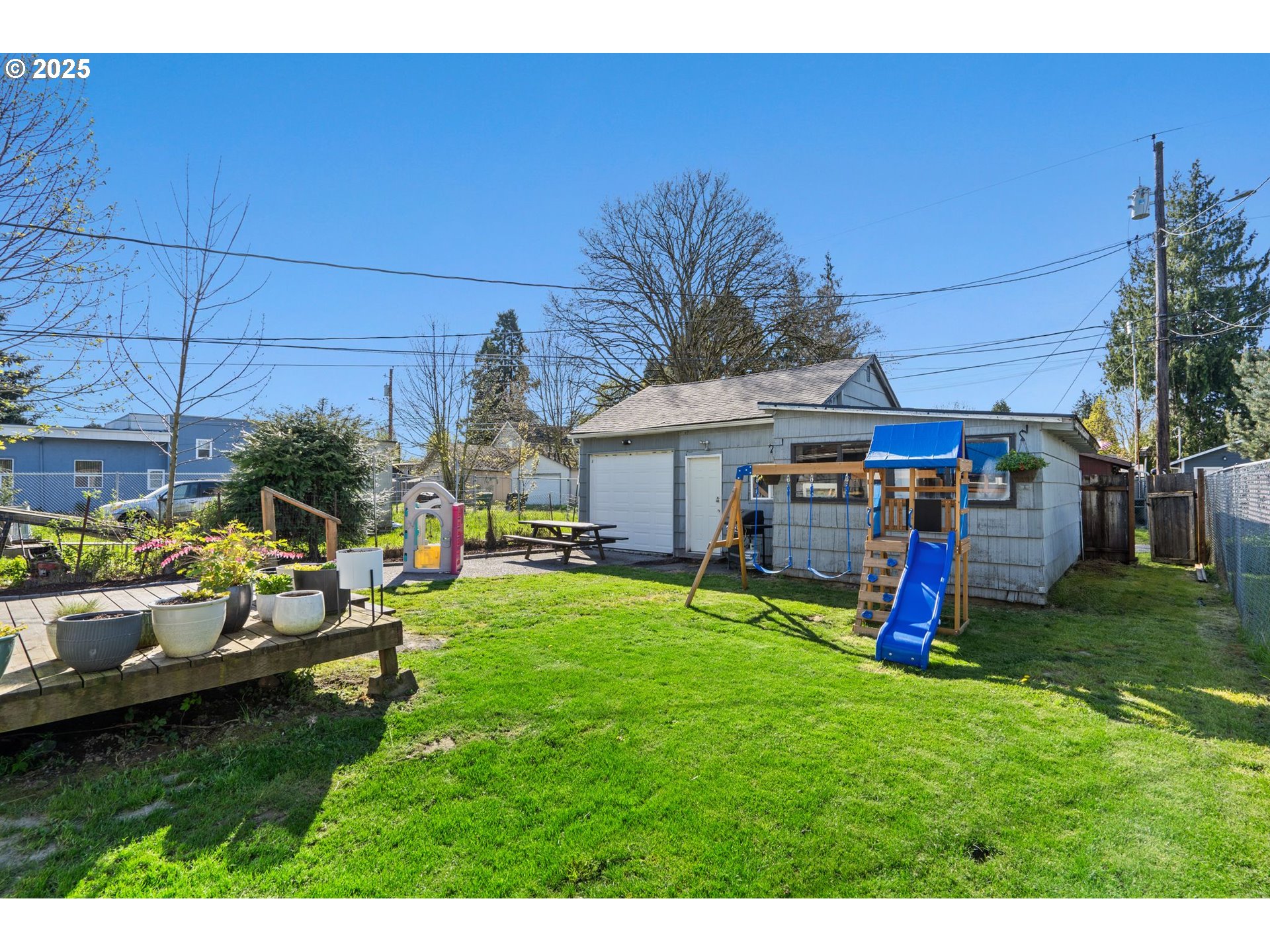 property viewer photo 28
