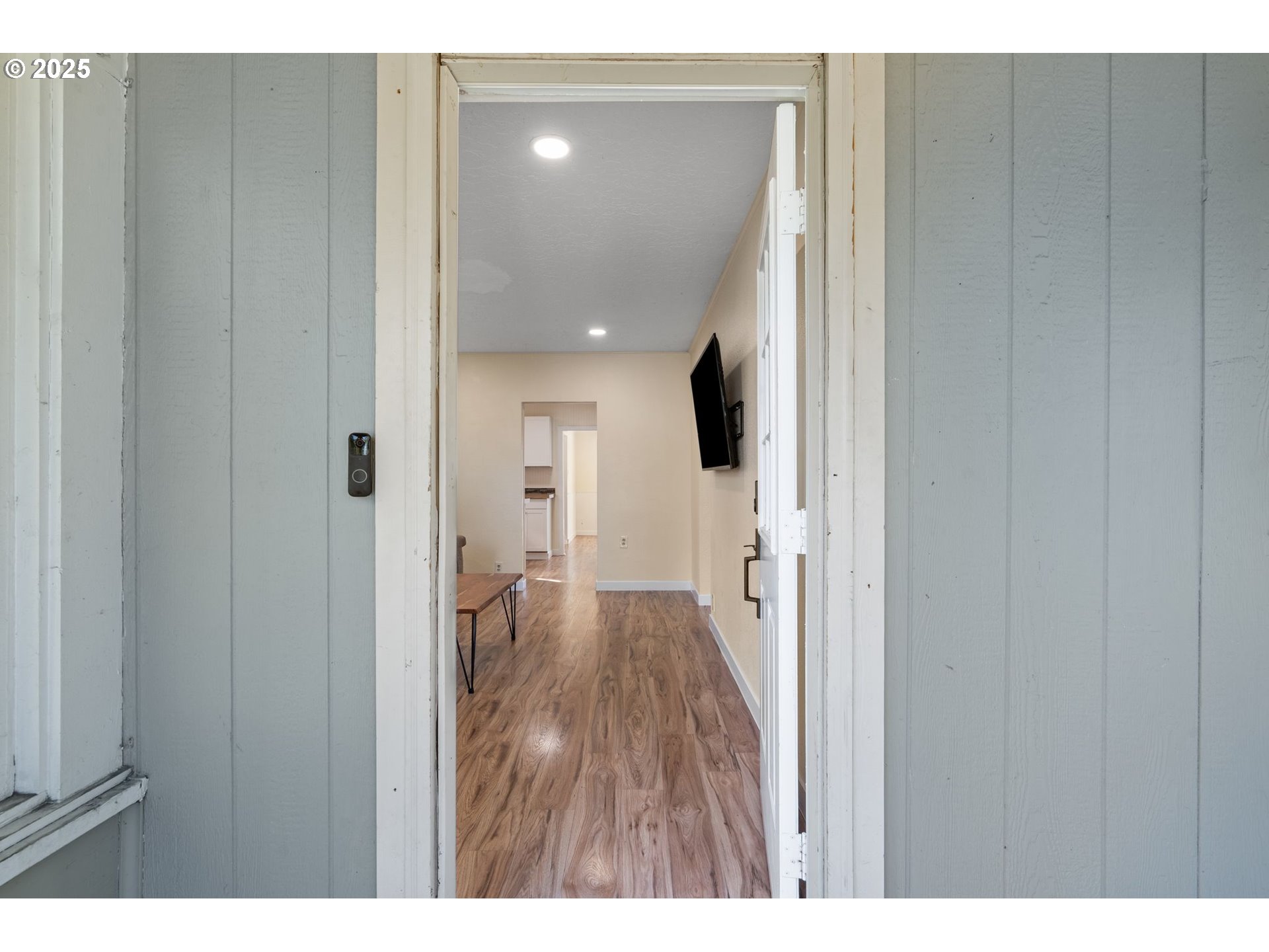 property viewer photo 4
