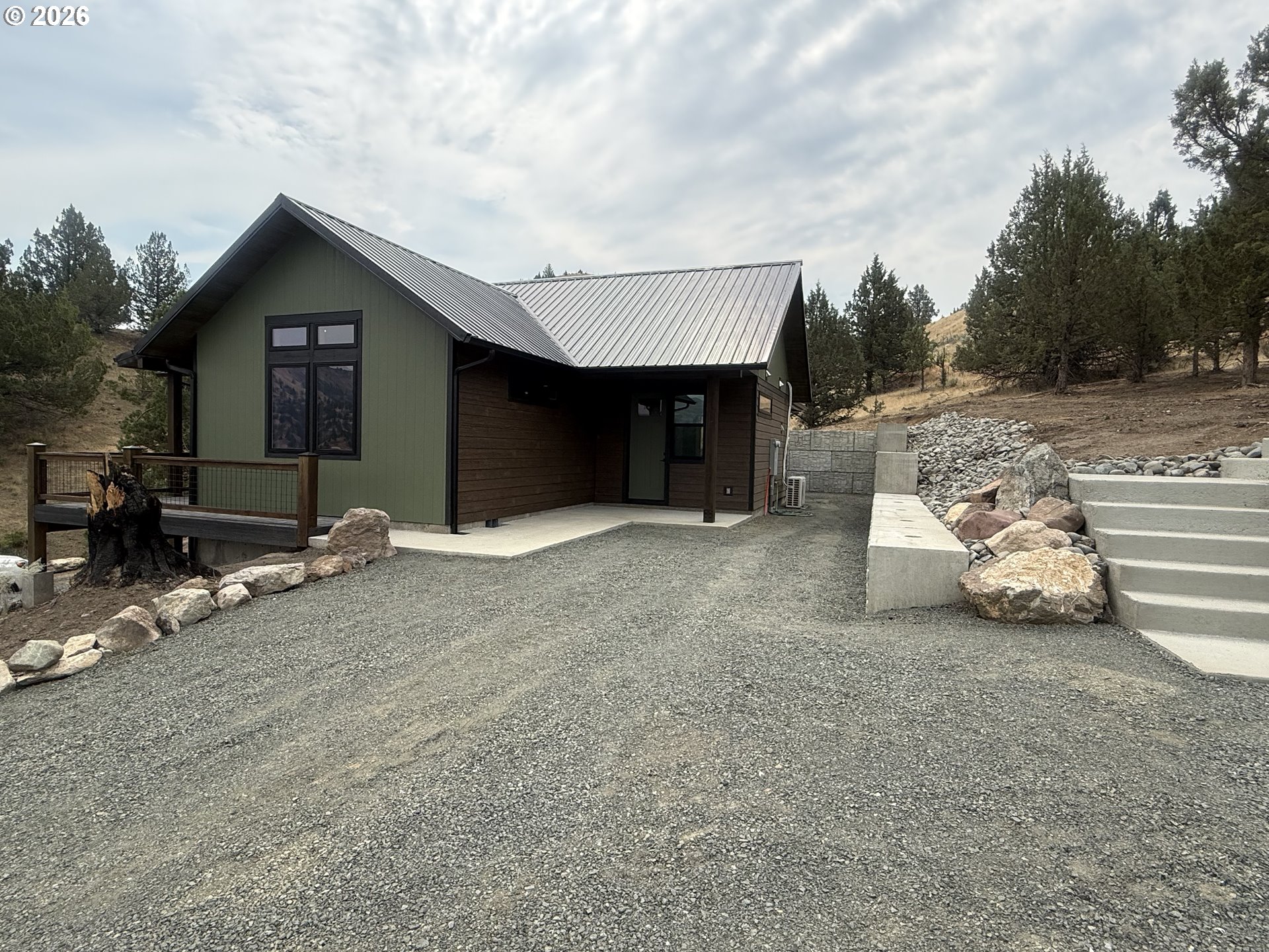 main property photo 21