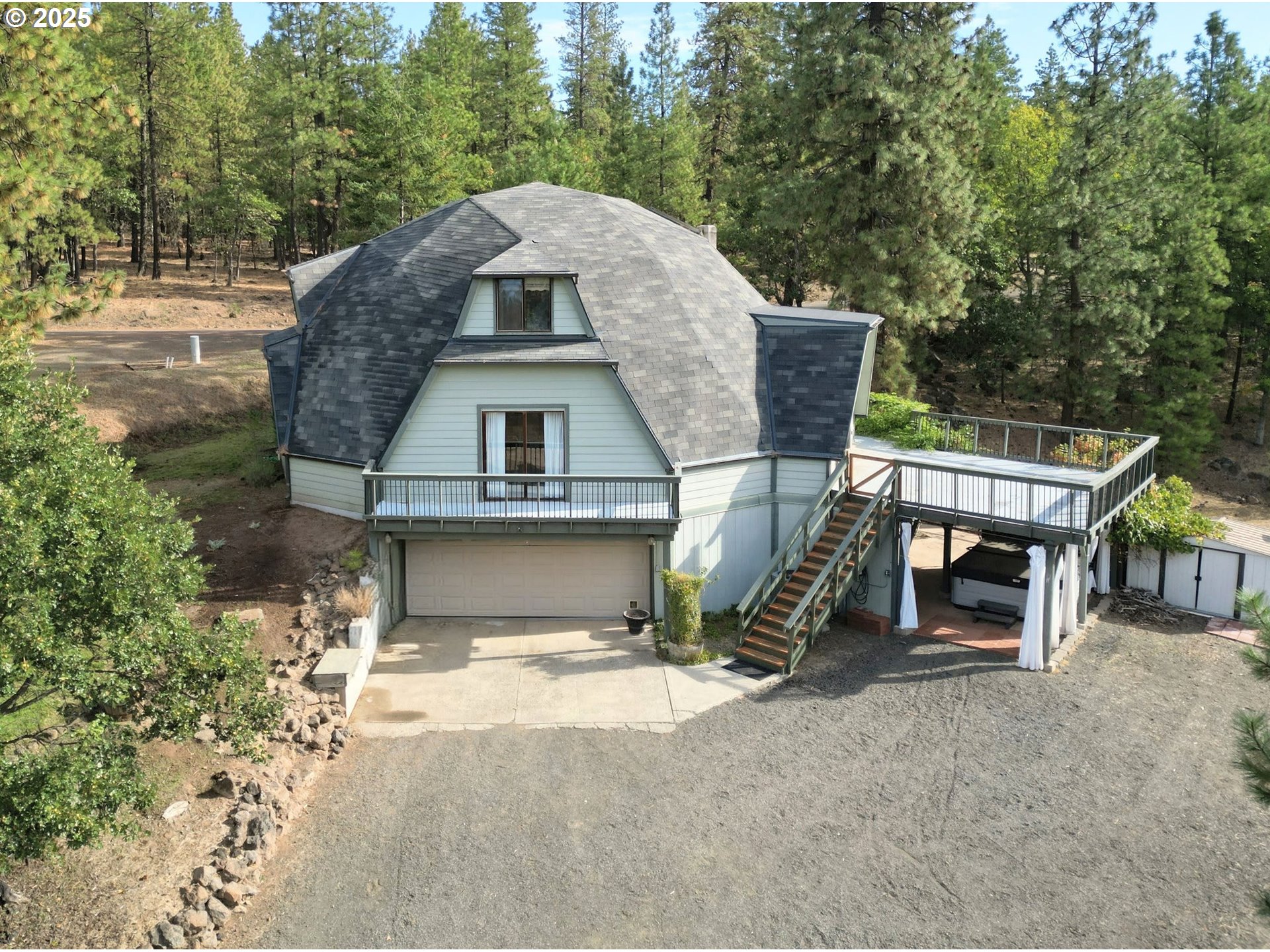 property viewer photo 1