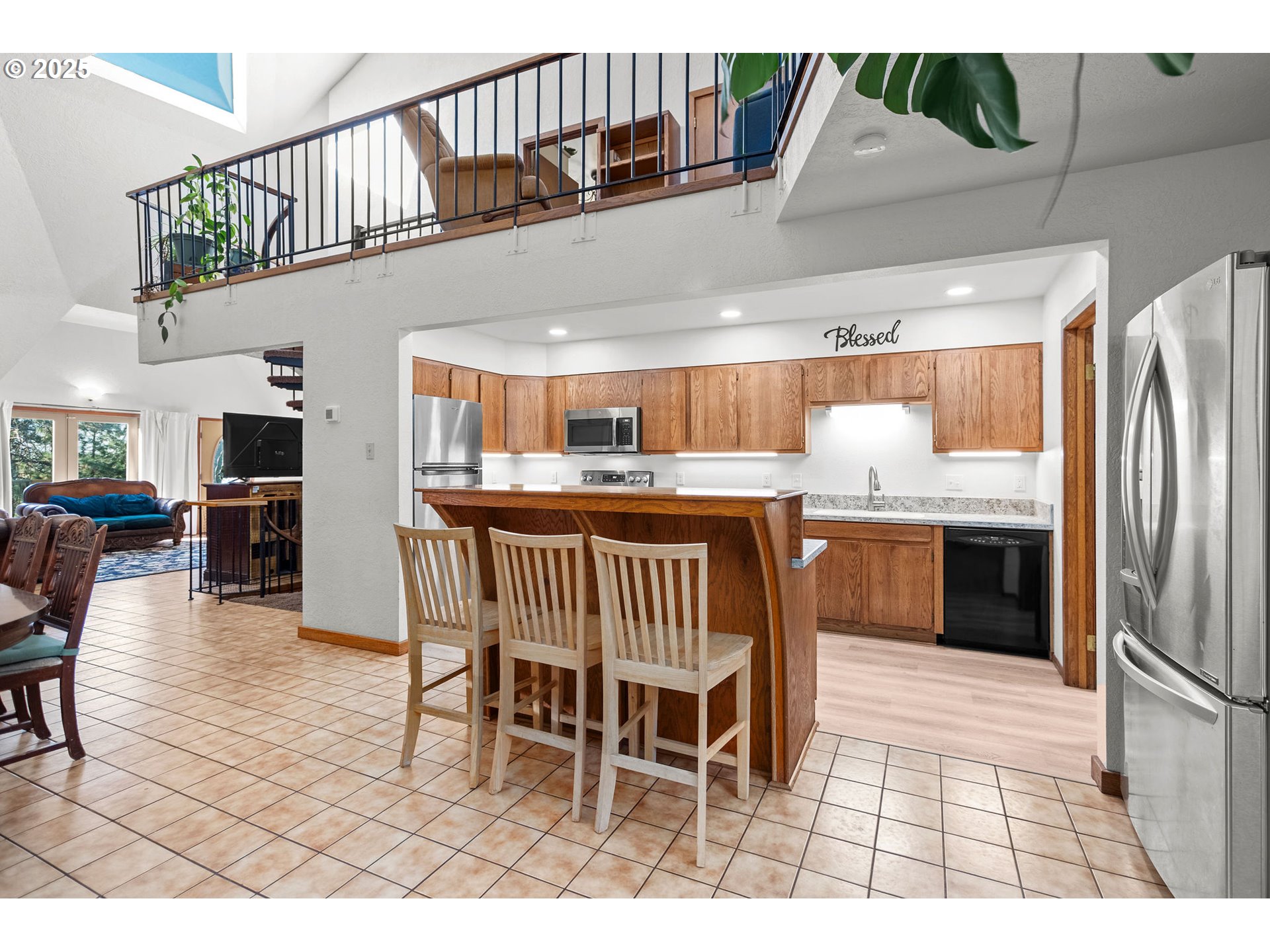 property viewer photo 13