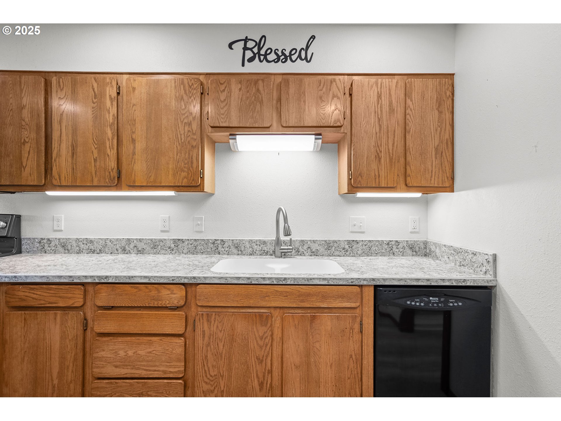 property viewer photo 14