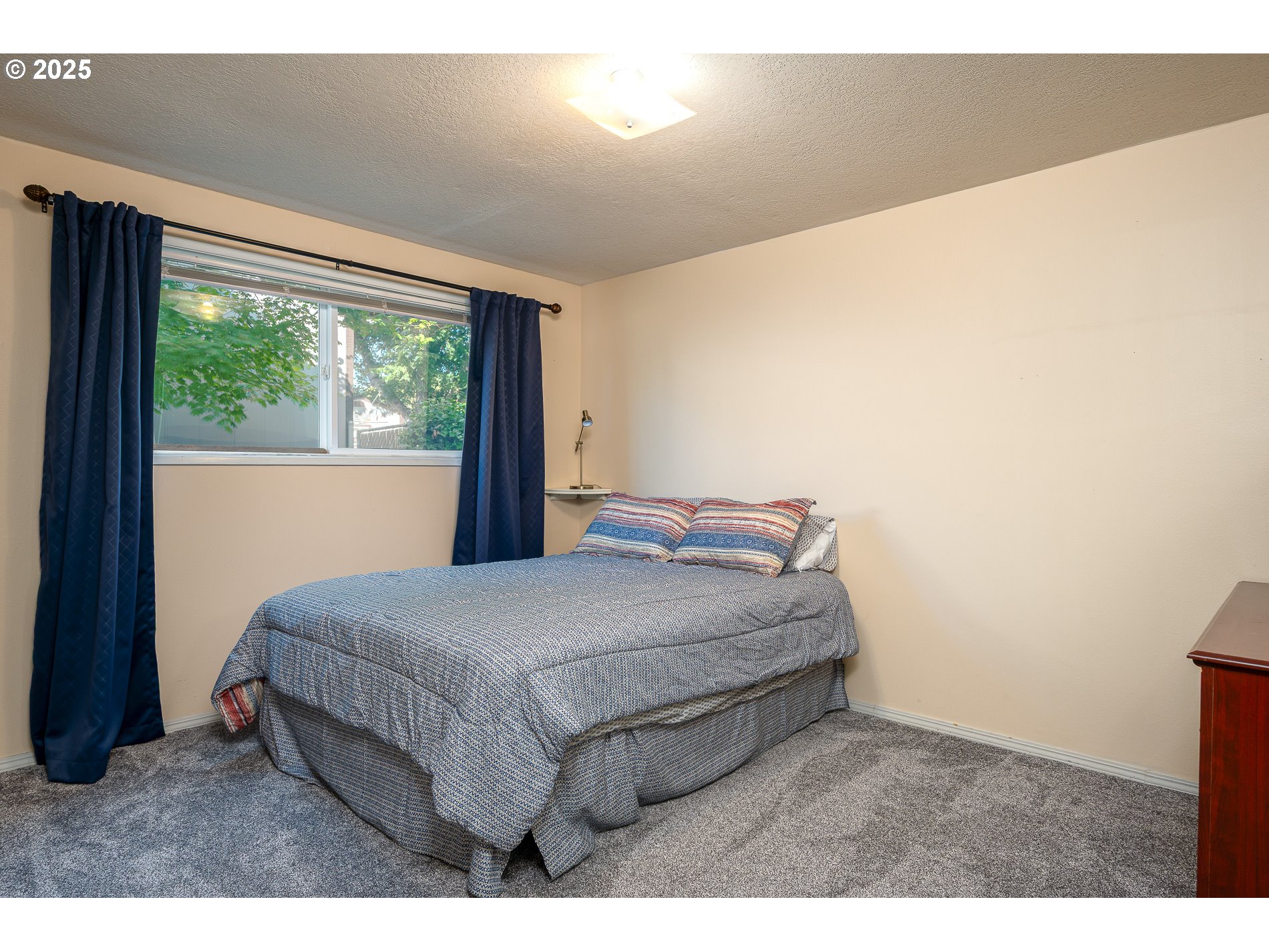 property viewer photo 22