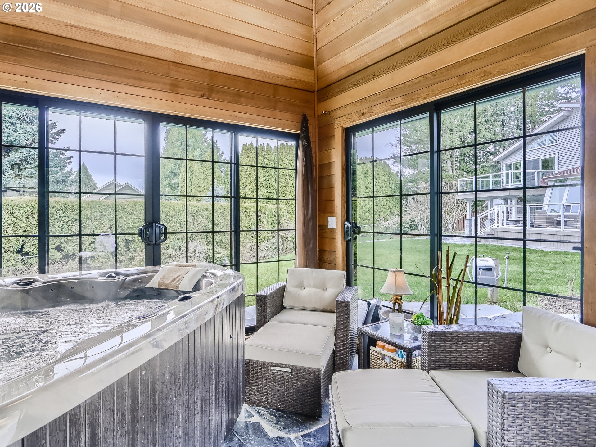 property viewer photo 13