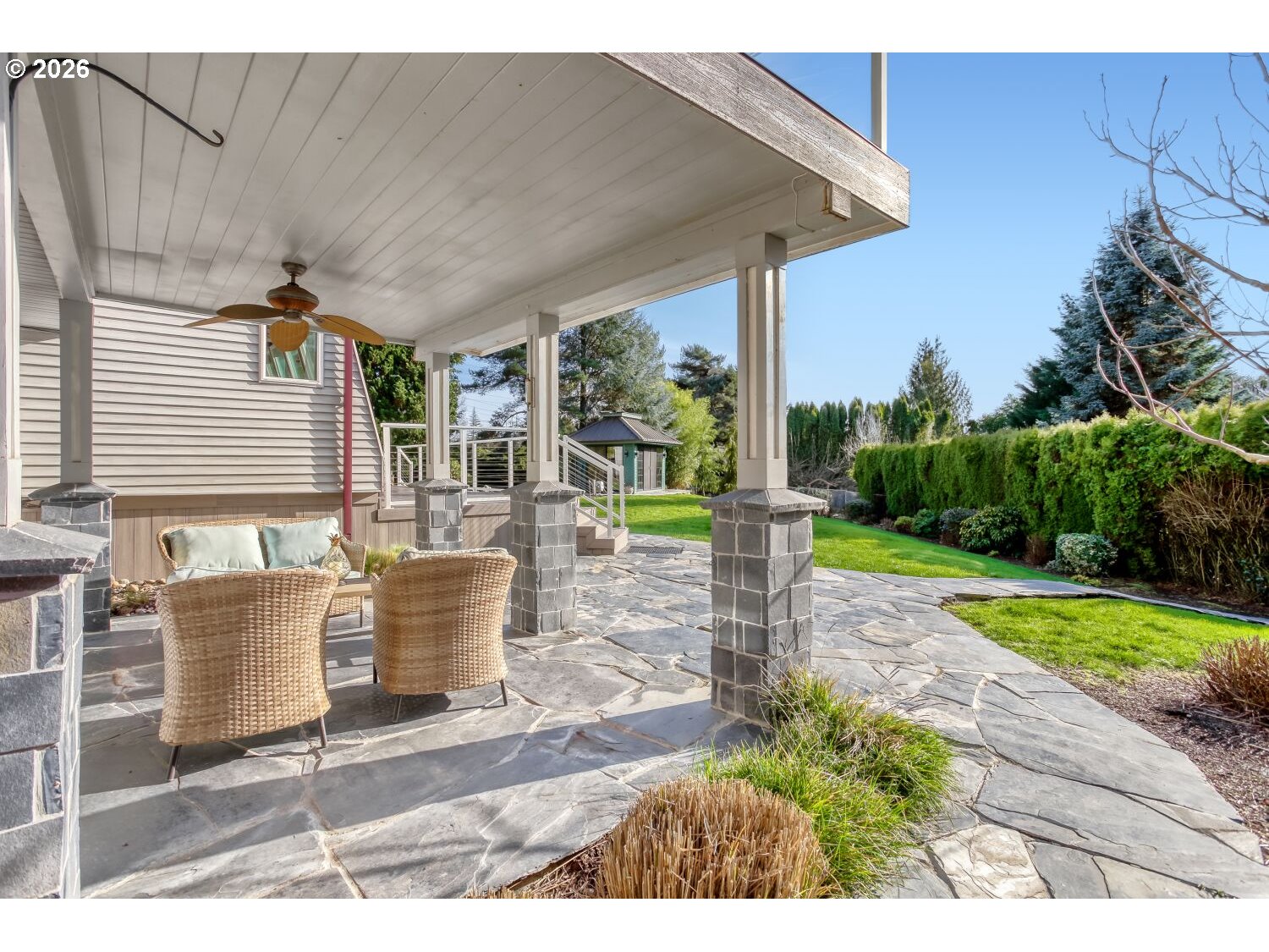 property viewer photo 36