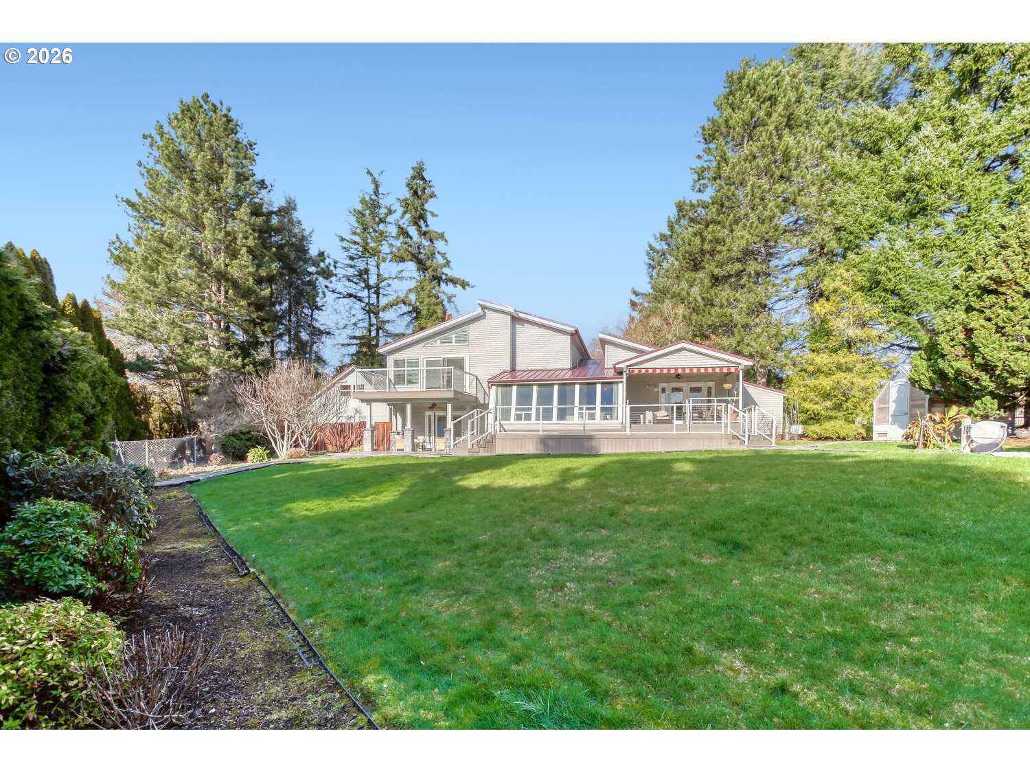 property viewer photo 38
