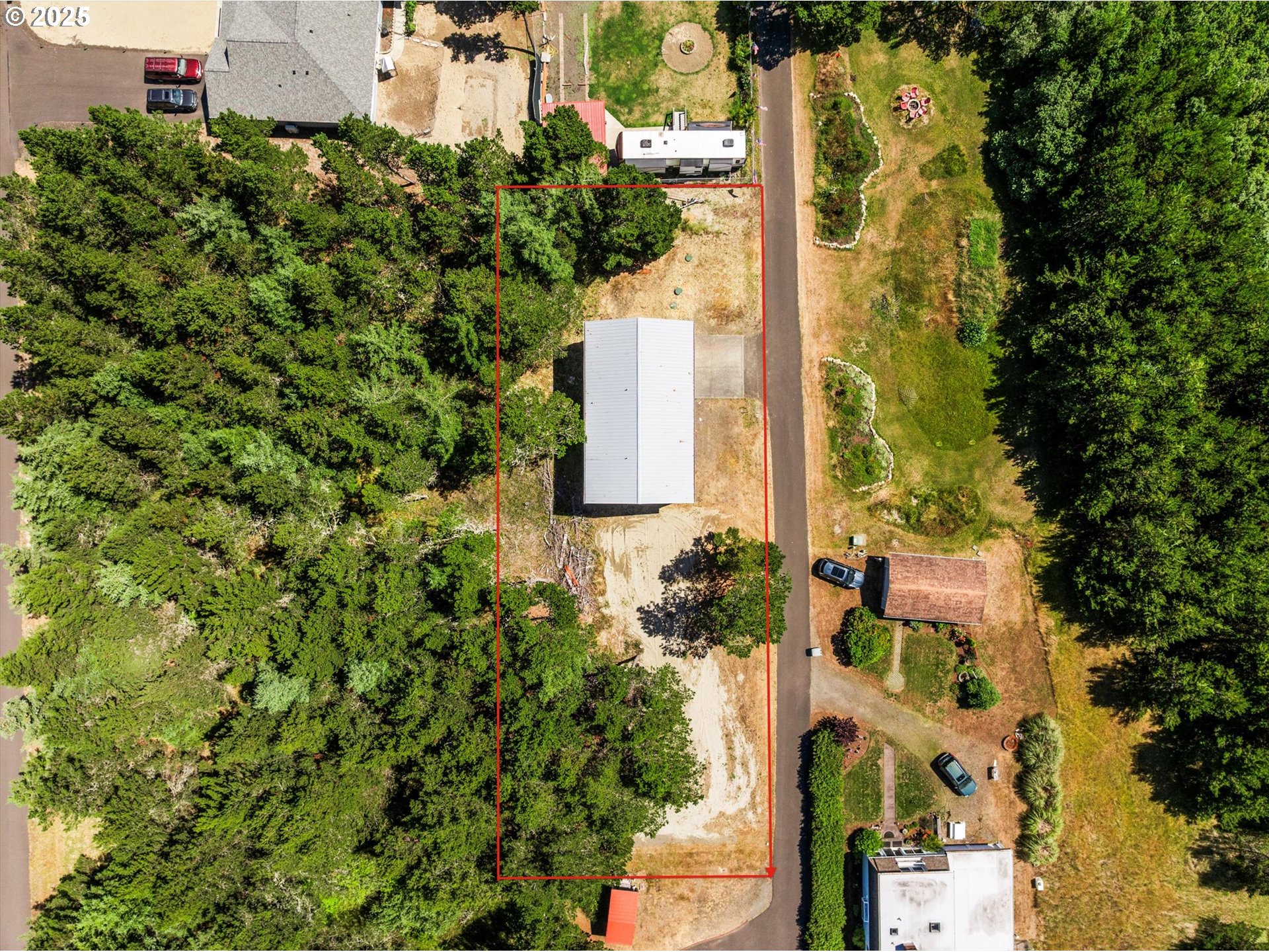 main property photo 26