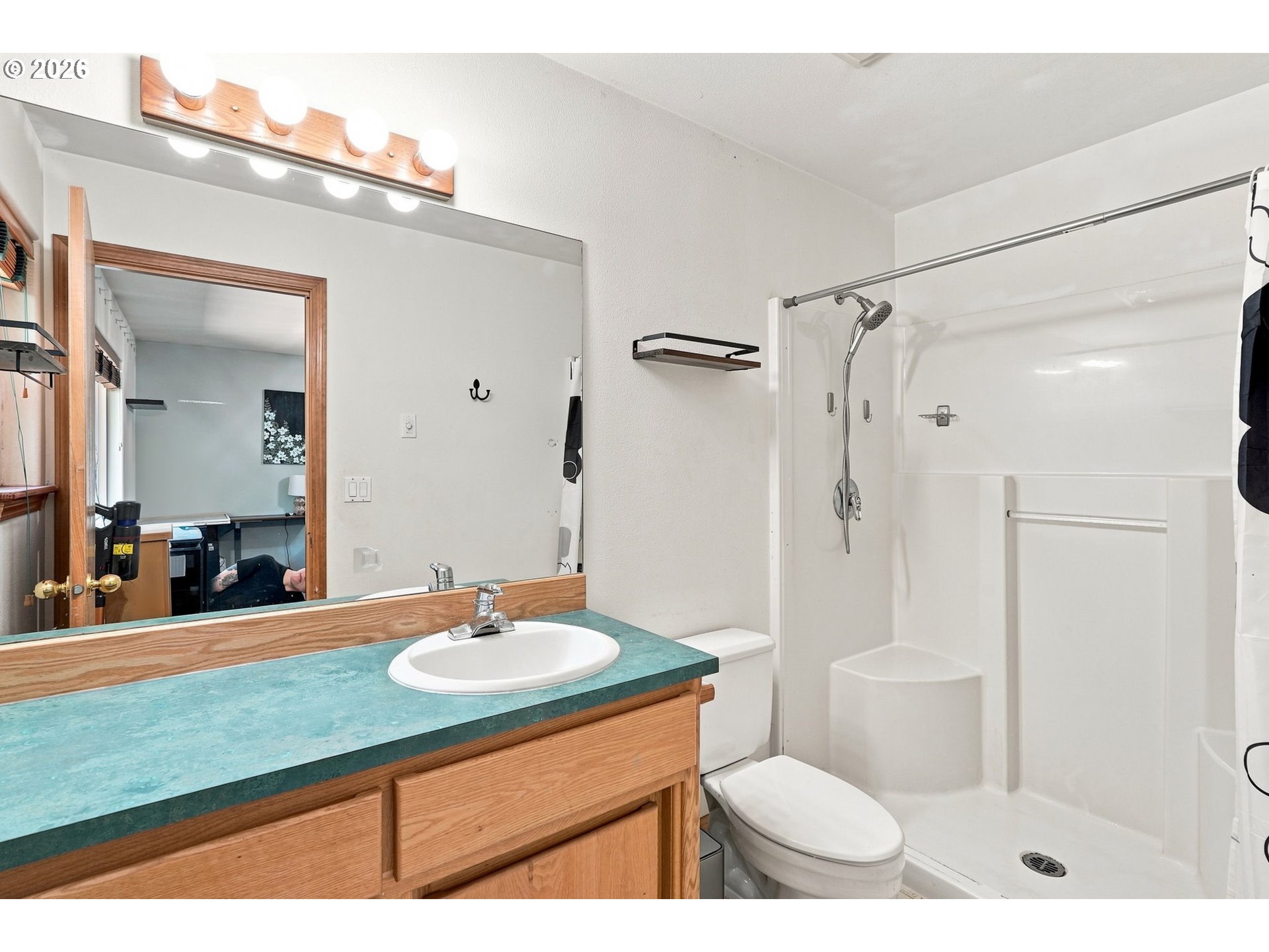 main property photo 20