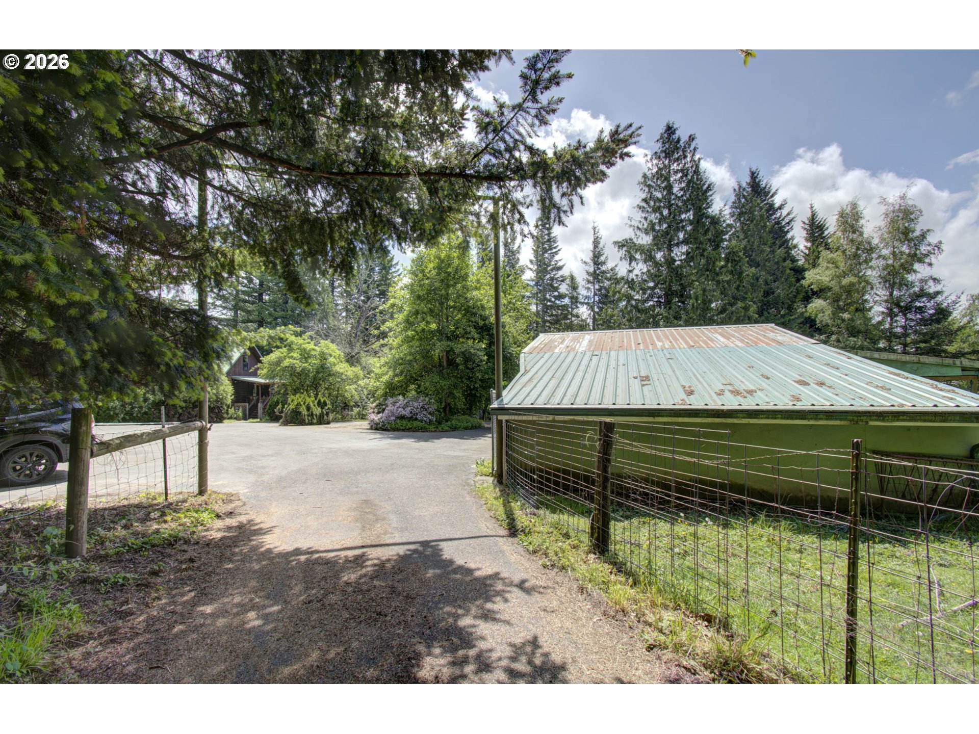 main property photo 24