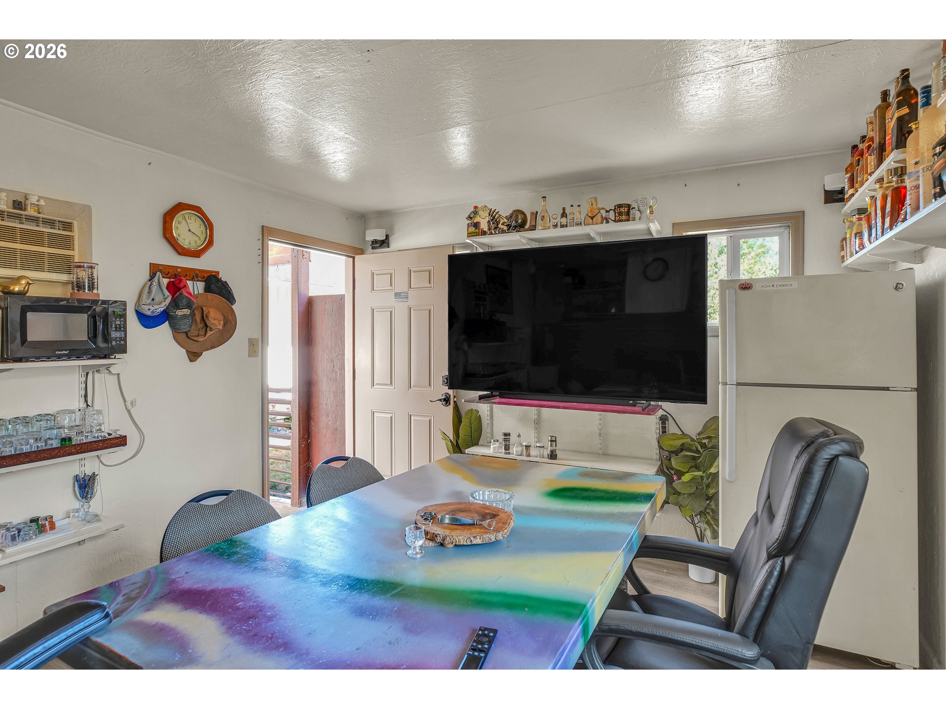main property photo 36
