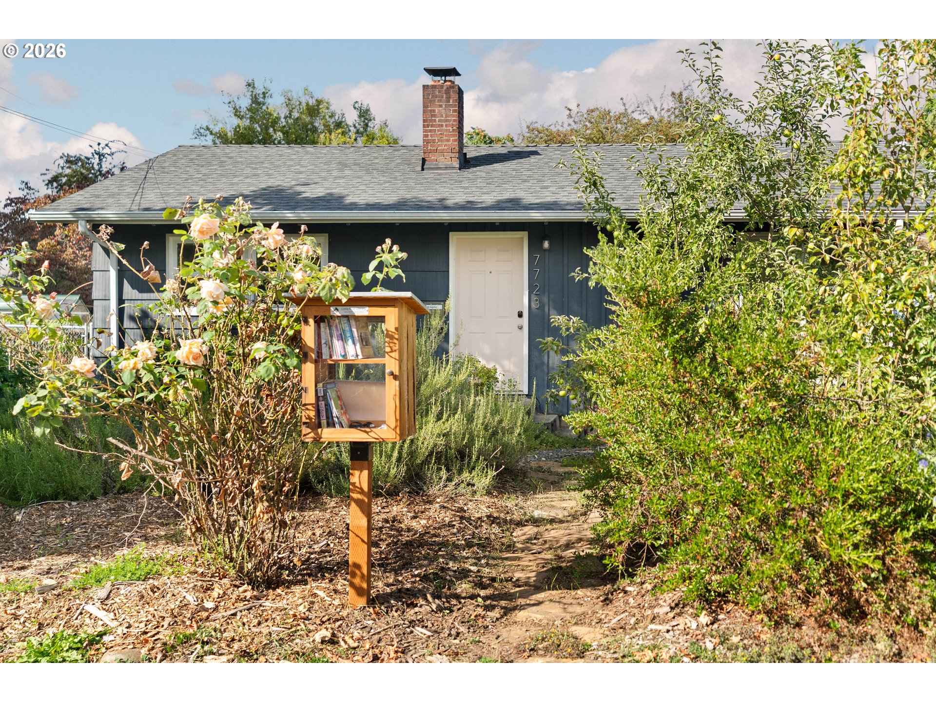 main property photo 22