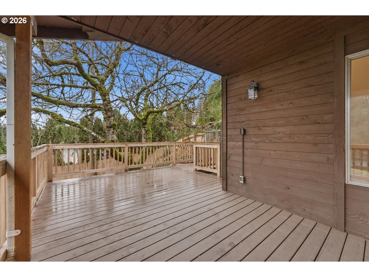 property viewer photo 12