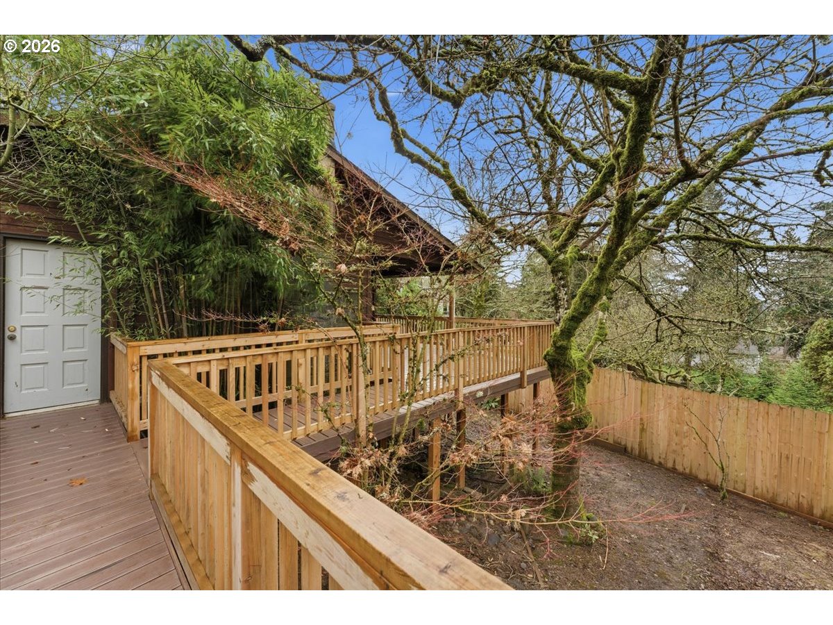 property viewer photo 14