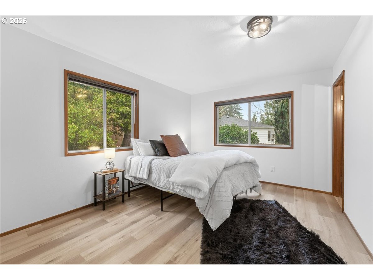 property viewer photo 21