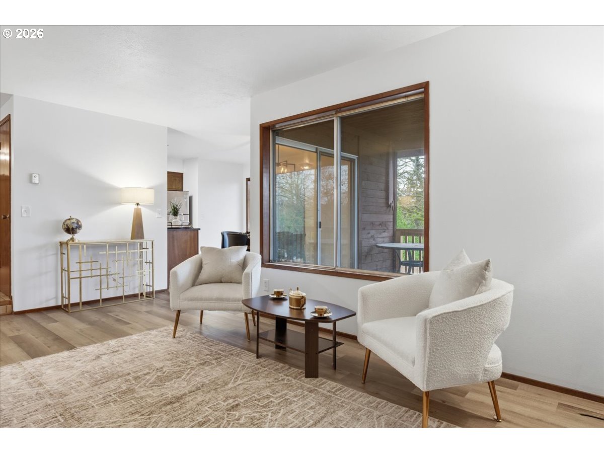 property viewer photo 5