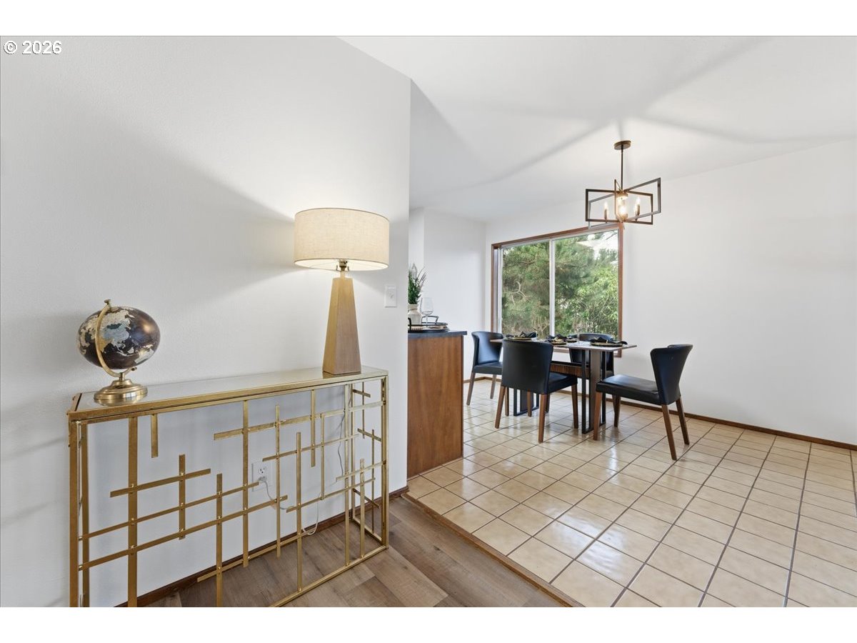 property viewer photo 6