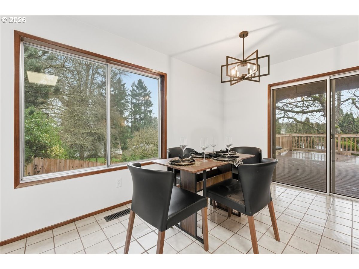 property viewer photo 8