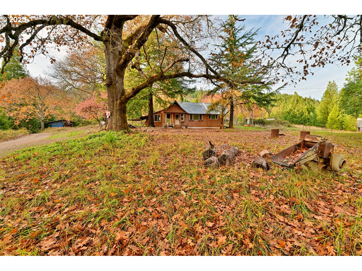 main property photo 11